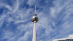 Berliner Fernsehturm: Restaurant-Fensterplatz ohne Anstehen & Alexanderplatz