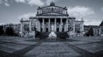 Berlin – eScooter-Tour Historische Stadtführung: Entdecke das Nikolaiviertel und den Gendarmenmarkt!